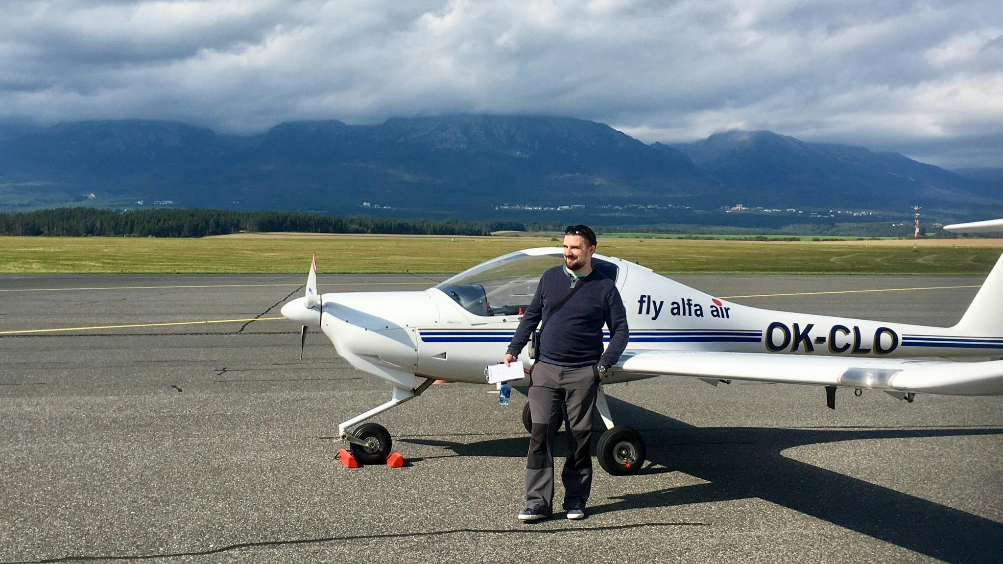 Jan Raska and his way of relaxing - flying a small plane